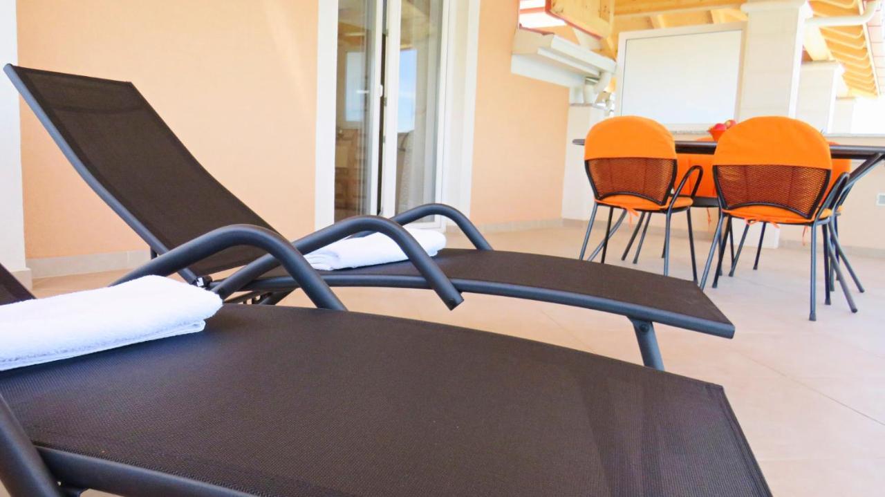 Apartments Villa Ante Grebaštica エクステリア 写真