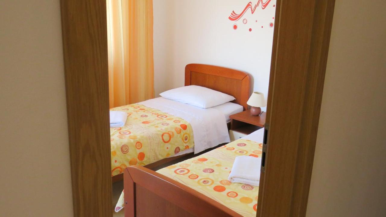 Apartments Villa Ante Grebaštica エクステリア 写真