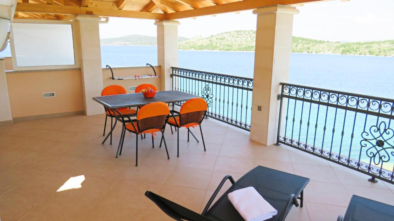Apartments Villa Ante Grebaštica エクステリア 写真
