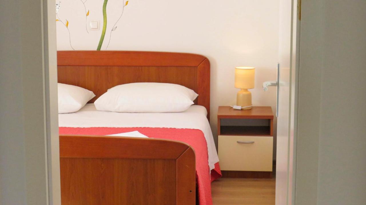 Apartments Villa Ante Grebaštica エクステリア 写真