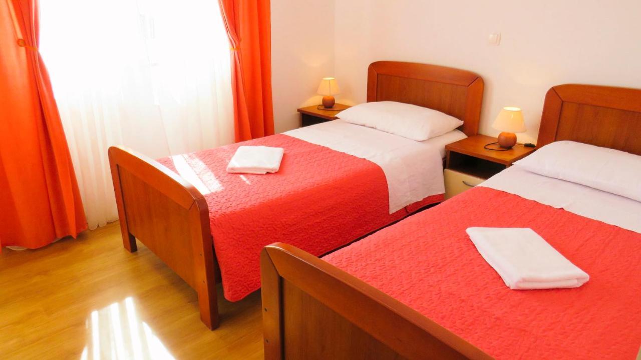 Apartments Villa Ante Grebaštica エクステリア 写真