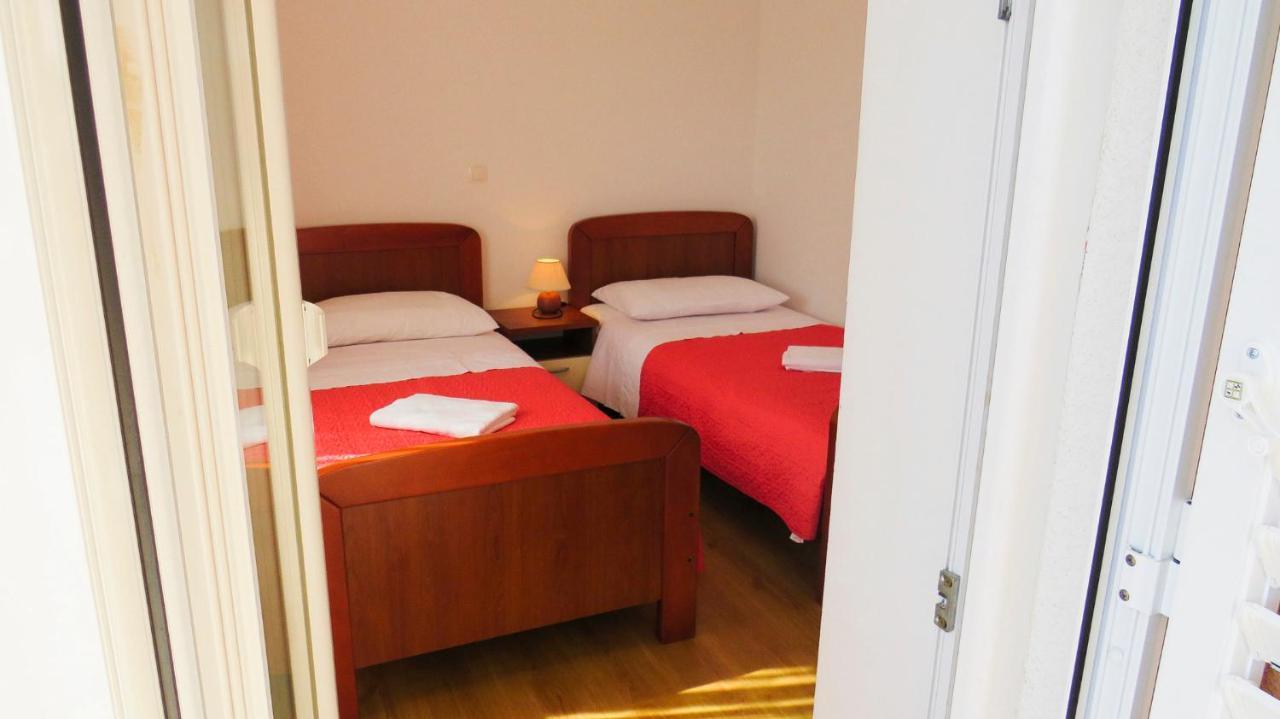 Apartments Villa Ante Grebaštica エクステリア 写真