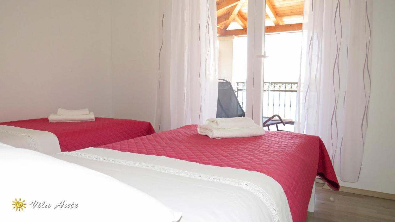 Apartments Villa Ante Grebaštica エクステリア 写真