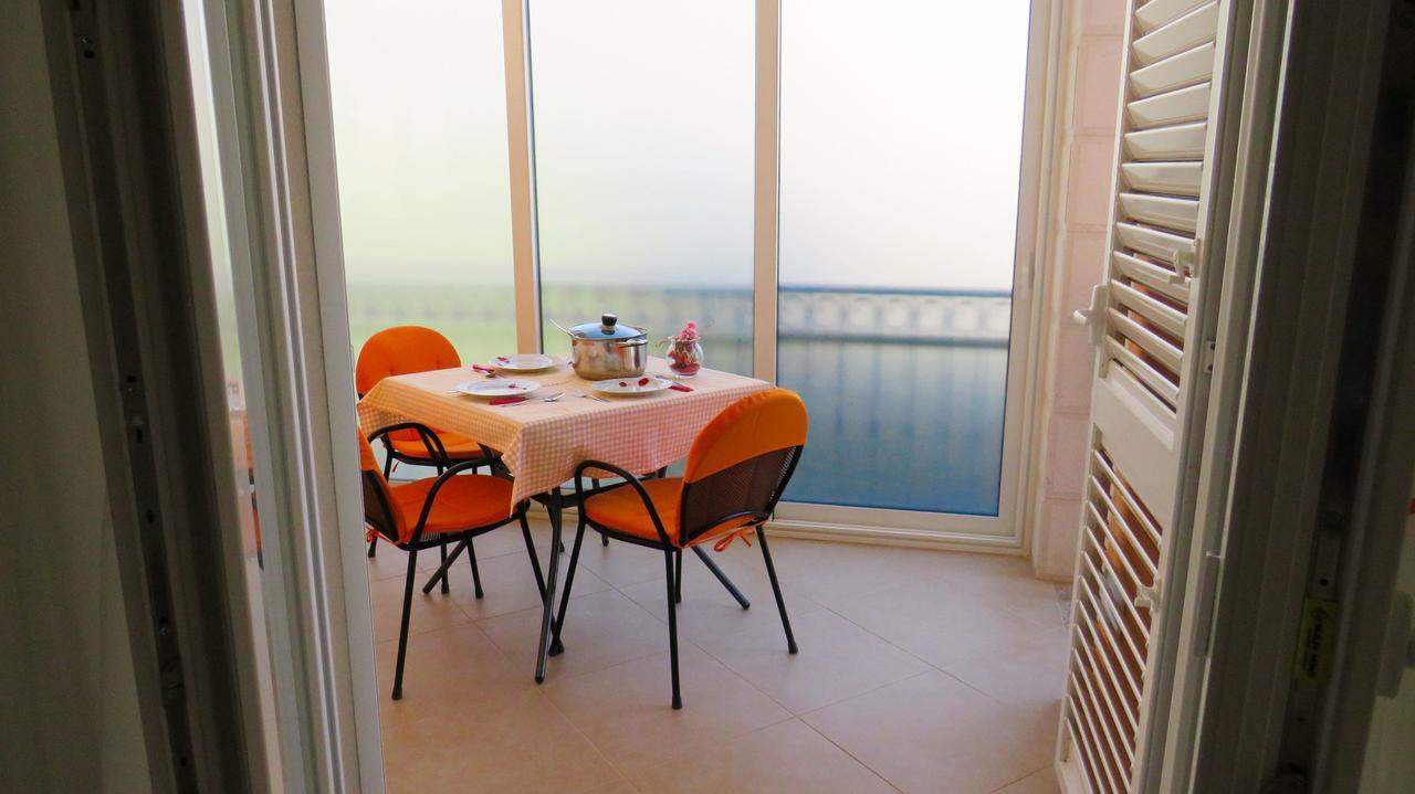 Apartments Villa Ante Grebaštica エクステリア 写真