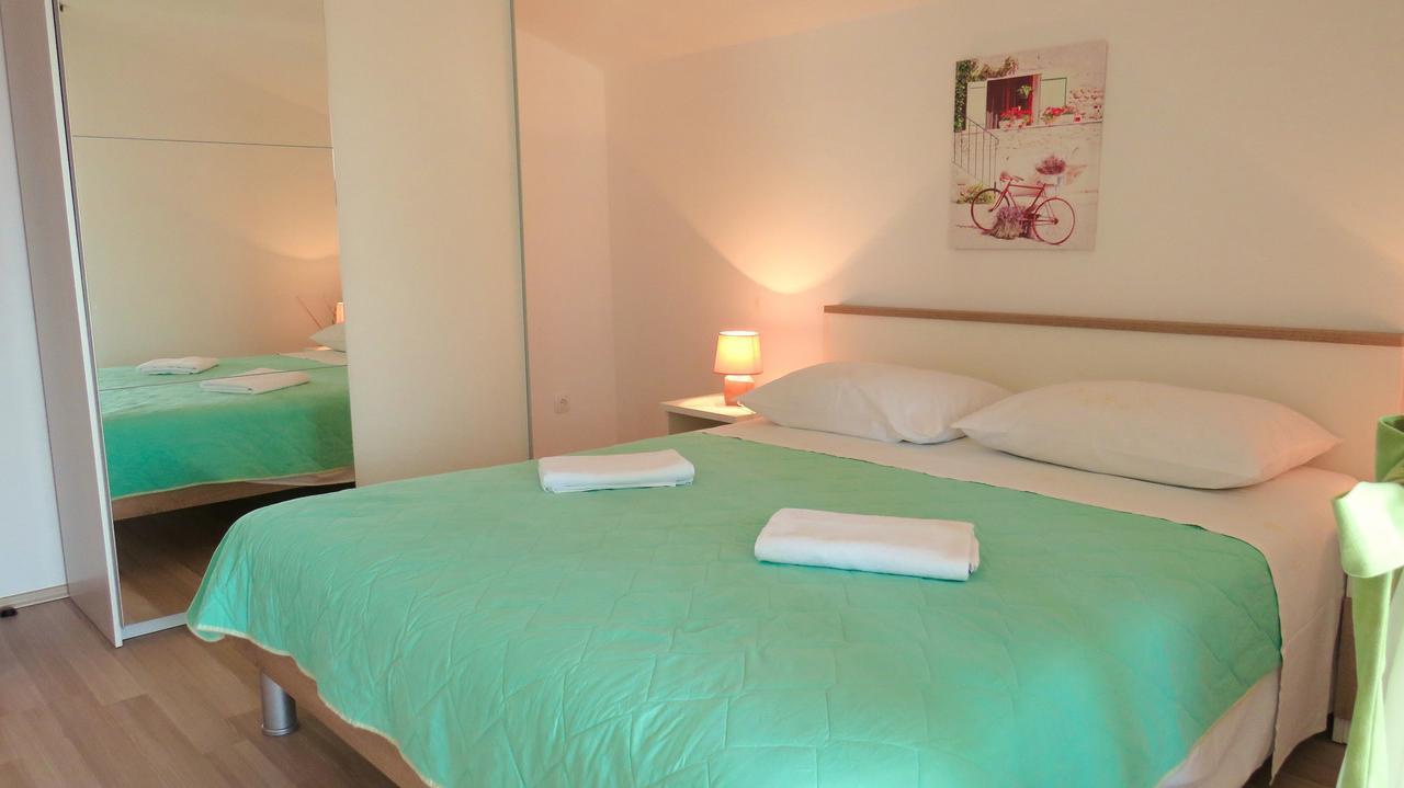 Apartments Villa Ante Grebaštica エクステリア 写真