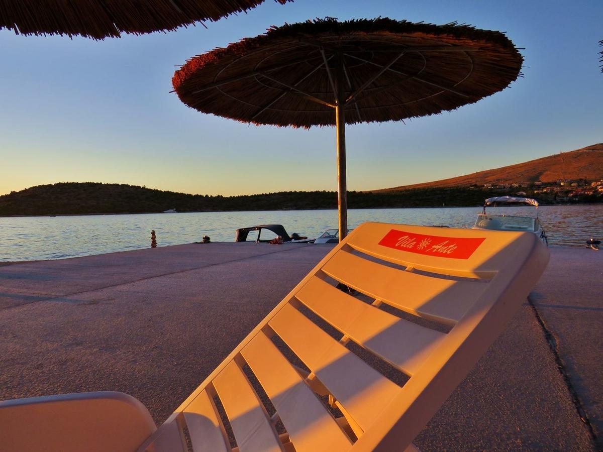 Apartments Villa Ante Grebaštica エクステリア 写真