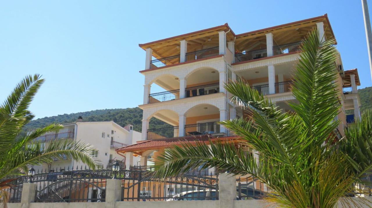 Apartments Villa Ante Grebaštica エクステリア 写真