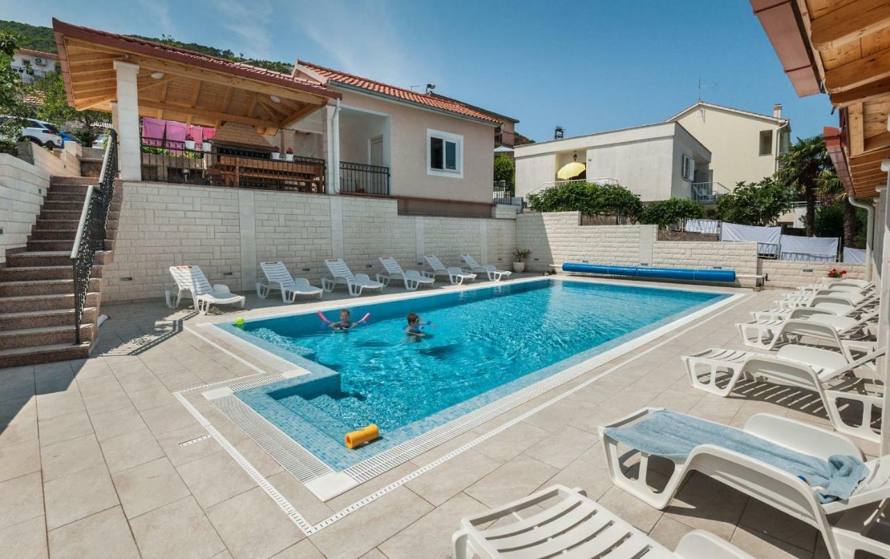 Apartments Villa Ante Grebaštica エクステリア 写真