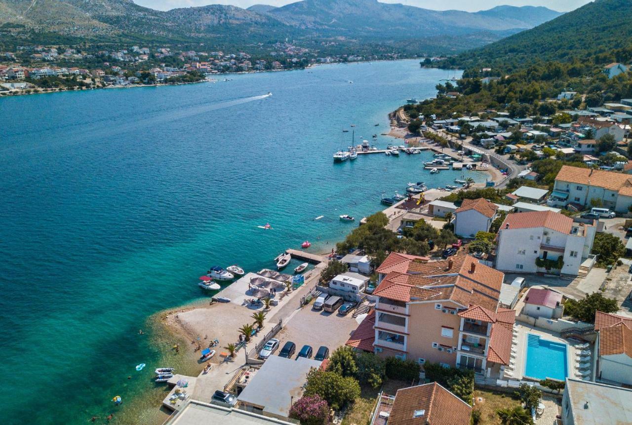 Apartments Villa Ante Grebaštica エクステリア 写真