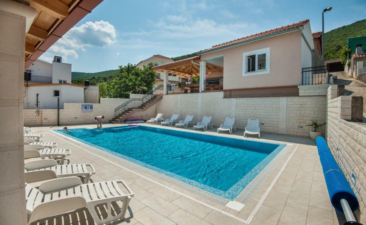 Apartments Villa Ante Grebaštica エクステリア 写真